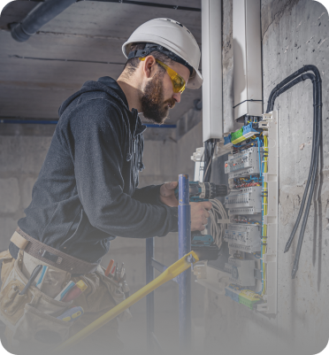 FORMAÇÃO - NR 10 - CURSO BÁSICO - SEGURANÇA E SAÚDE EM TRABALHOS COM ELETRICIDADE